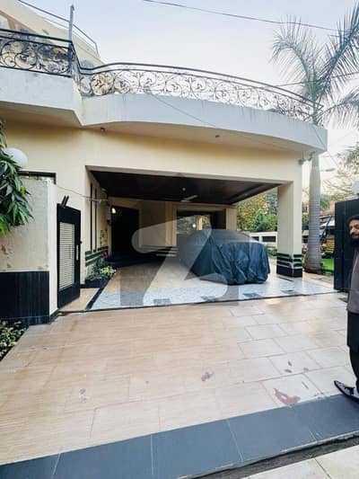 1 KANAL MODERN HOUSE FOR SALE IN DHA PHASE 2 BLOCK Q. 1 KANAL MODERN HOUSE FOR SALE IN DHA PHASE 2 BLOCK Q.