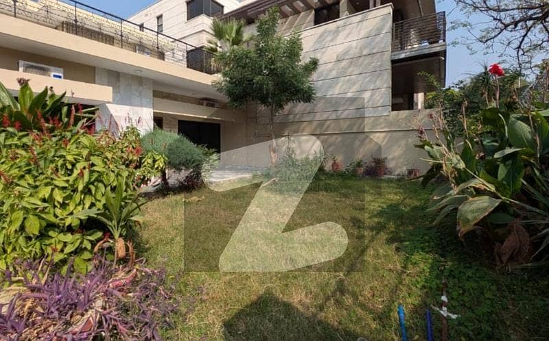 Elegant House with Beautiful Lawn is For Rent in F-6 Elegant House with Beautiful Lawn is For Rent in F-6