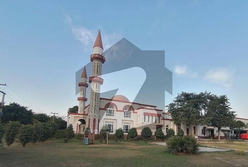 ازمیر ٹاؤن ۔ بلاک ایچ ازمیر ٹاؤن,لاہور میں 1 کنال رہائشی پلاٹ 3.5 کروڑ میں برائے فروخت۔ ازمیر ٹاؤن ۔ بلاک ایچ ازمیر ٹاؤن,لاہور میں 1 کنال رہائشی پلاٹ 3.5 کروڑ میں برائے فروخت۔