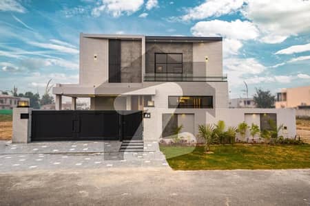 BRAND NEW Luxury HOUSE FOR SALE IN DHA PHASE 7 READY TO MOVE IN