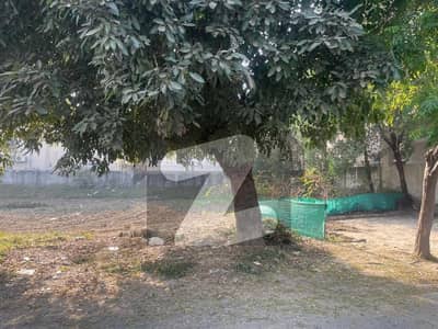 1 KANAL RESIDENTIAL PLOT FOR SALE IN DHA PHASE 9 PRISM -D BLOCK.