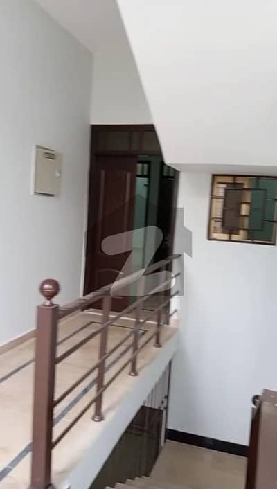 ہنسا سوسائٹی سکیم 33,کراچی میں 2 کمروں کا 5 مرلہ زیریں پورشن 40.0 ہزار میں کرایہ پر دستیاب ہے۔