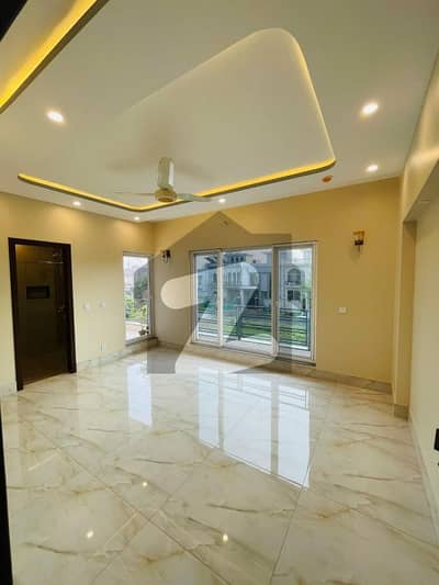 10 Marla House For Rent In Gulberg Ideal For Clinic/Office/Studio