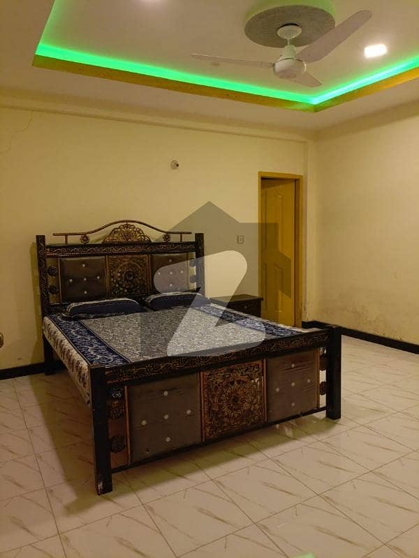 مری ایکسپریس وے مری میں 4 کمروں کا 8 مرلہ فلیٹ 55.0 ہزار میں کرایہ پر دستیاب ہے۔