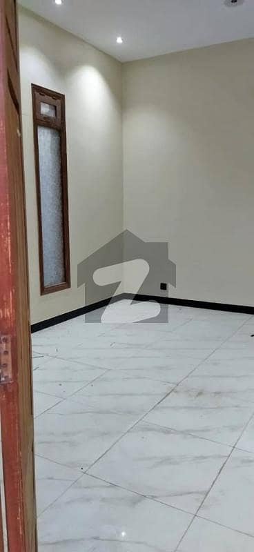 CHANCE DEAL 3 BED DD FOR SALE IN DHORAJI COLONY NEAR YOUSUF BURGER 1300 SQFT, 2ND FLOOR