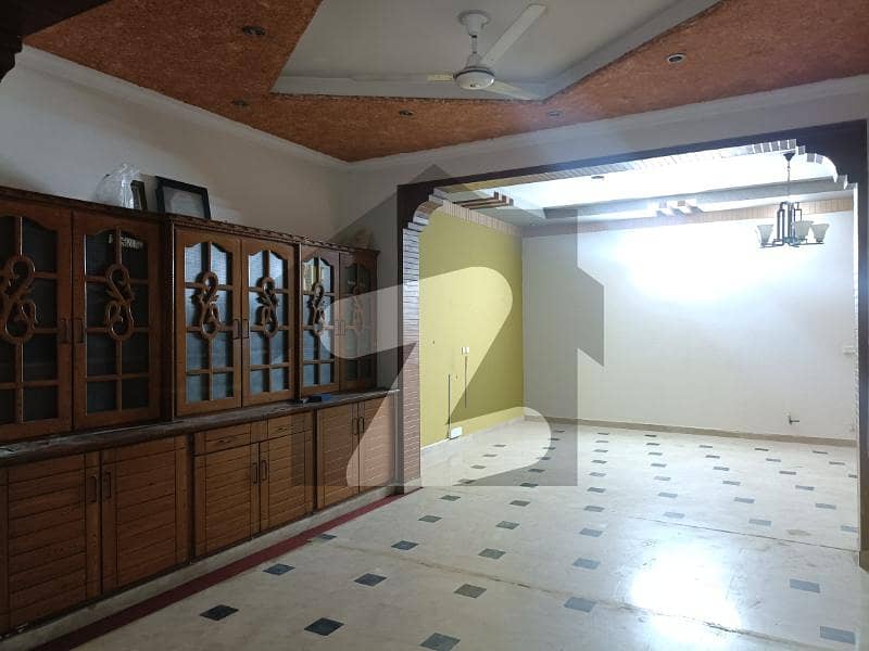 14 Marla Beautiful Upper Portion Available For Rent 14 Marla Beautiful Upper Portion Available For Rent