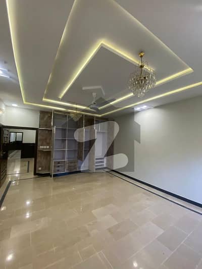 جی ۔ 9/1 جی ۔ 9,اسلام آباد میں 3 کمروں کا 14 مرلہ بالائی پورشن 1.7 لاکھ میں کرایہ پر دستیاب ہے۔