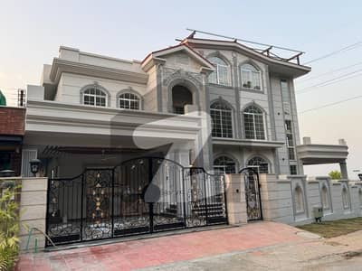 22 marla 9 bed 11 bath 3 unit 3 story brand new spanish house for sale furnt pe duble gate dha phase 2 islamabad 22 marla 9 bed 11 bath 3 unit 3 story brand new spanish house for sale furnt pe duble gate dha phase 2 islamabad