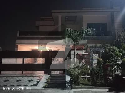 1 Kanal Upper Portion Available For Rent In Dc Colony.