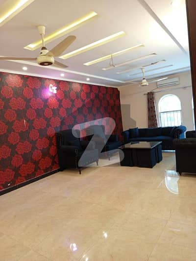 G-10/3 Size 40x80 Upper Portion 3 Bed 3 Bath Drawing Tv Lounge Kitchen