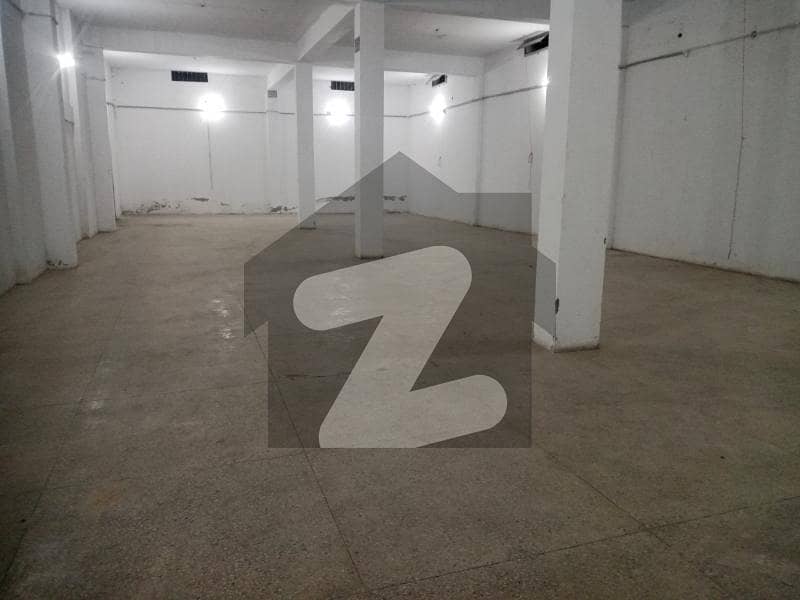 2,800 Sqft Warehouse Available for Rent Prime Location