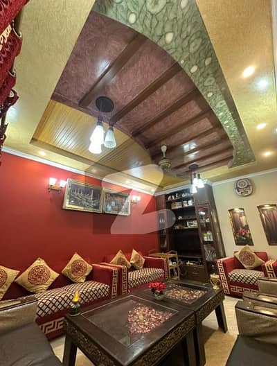 جوڑا پل لاہور میں 4 کمروں کا 5 مرلہ مکان 2.25 کروڑ میں برائے فروخت۔