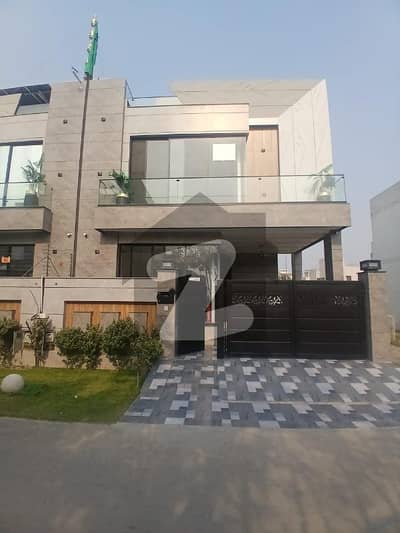 ڈی ایچ اے 9 ٹاؤن ۔ بلاک سی ڈی ایچ اے 9 ٹاؤن,ڈیفنس (ڈی ایچ اے),لاہور میں 3 کمروں کا 5 مرلہ مکان 2.75 کروڑ میں برائے فروخت۔ ڈی ایچ اے 9 ٹاؤن ۔ بلاک سی ڈی ایچ اے 9 ٹاؤن,ڈیفنس (ڈی ایچ اے),لاہور میں 3 کمروں کا 5 مرلہ مکان 2.75 کروڑ میں برائے فروخت۔