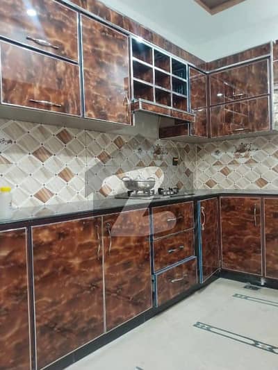 جی ۔ 11 اسلام آباد میں 2 کمروں کا 5 مرلہ بالائی پورشن 70.0 ہزار میں کرایہ پر دستیاب ہے۔