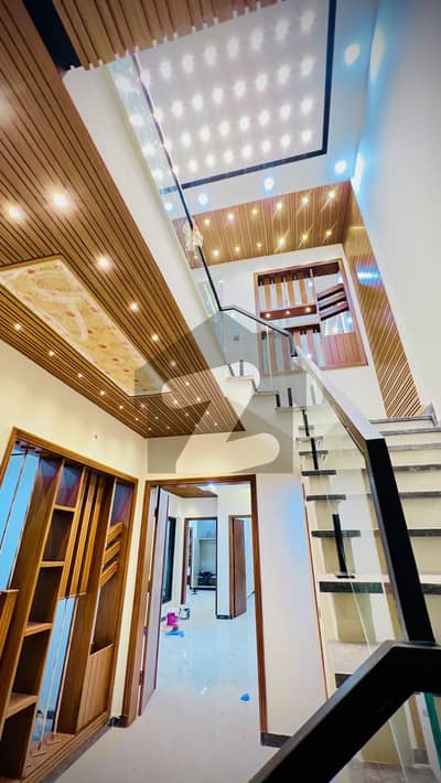10 Marla Ultra Modern Luxury House Available For Sale In Model Town Near To Commercial Market