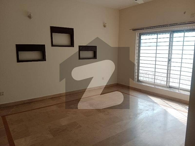 RTA Plaza 2 Bed Flat For Sale