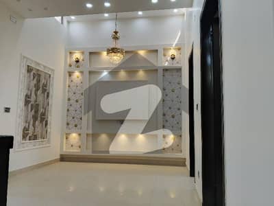 پارک ویو سٹی ۔ پلاٹینم بلاک پارک ویو سٹی,لاہور میں 4 کمروں کا 5 مرلہ مکان 80.0 ہزار میں کرایہ پر دستیاب ہے۔