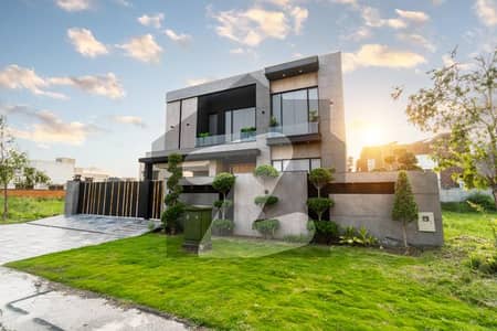 ڈی ایچ اے فیز 3 ڈیفنس (ڈی ایچ اے),لاہور میں 5 کمروں کا 1 کنال مکان 6.9 کروڑ میں برائے فروخت۔