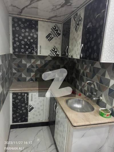 اللہ والا ٹاؤن کورنگی,کراچی میں 2 کمروں کا 2 مرلہ فلیٹ 24.0 لاکھ میں برائے فروخت۔ اللہ والا ٹاؤن کورنگی,کراچی میں 2 کمروں کا 2 مرلہ فلیٹ 24.0 لاکھ میں برائے فروخت۔