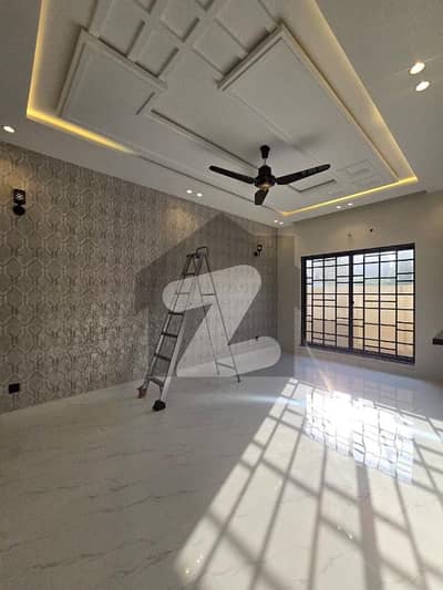 10 Marla House for Rent prime location in LDA avenue one