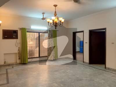 02 KANAL Slightly Used Bungalow For Sale DHA Phase 3 Lahore.