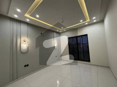 ڈی ایچ اے فیز 1 ڈی ایچ اے ڈیفینس,ملتان میں 5 کمروں کا 10 مرلہ مکان 2.8 کروڑ میں برائے فروخت۔ ڈی ایچ اے فیز 1 ڈی ایچ اے ڈیفینس,ملتان میں 5 کمروں کا 10 مرلہ مکان 2.8 کروڑ میں برائے فروخت۔