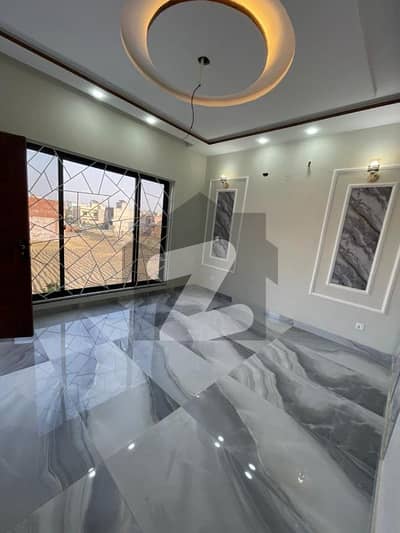 5 Marla Upper Portion In Lahore For Rent