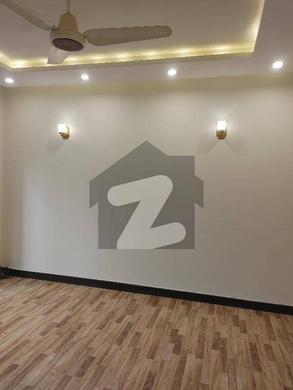 10marla Brand New Upper Portion 10marla Brand New Upper Portion