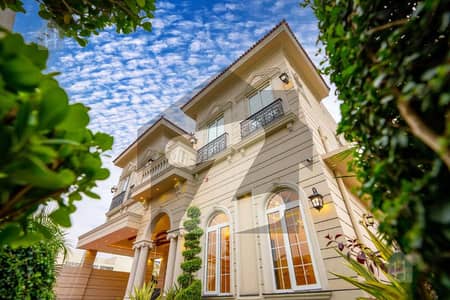 100% ORIGINAL KANAL SLIGHTLY USE SPANISH DESIGN SUPER STYLISH BUNGALOW FOR SALE