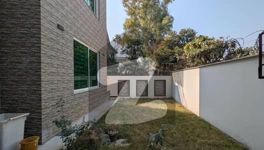 Triple Storey Elegant House Is For Rent In F-7