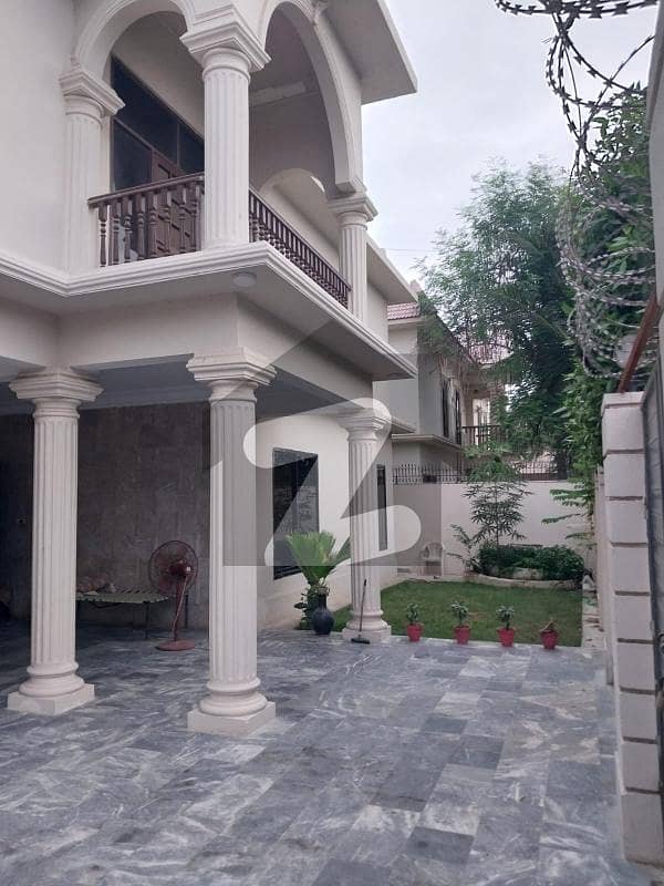 West Open Marble Flooring