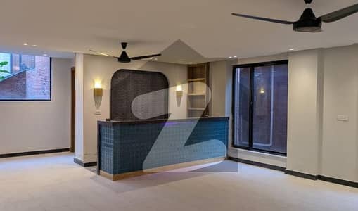 ایف ۔ 7 اسلام آباد میں 6 کمروں کا 1 کنال مکان 16.5 لاکھ میں کرایہ پر دستیاب ہے۔