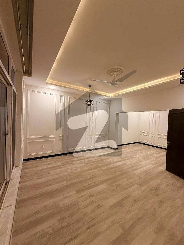 ای ۔ 11 اسلام آباد میں 3 کمروں کا 1 کنال زیریں پورشن 1.65 لاکھ میں کرایہ پر دستیاب ہے۔