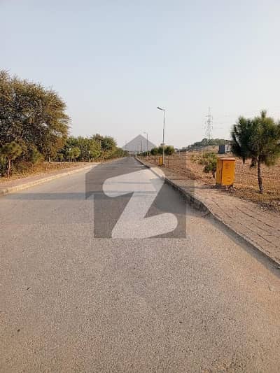 بحریہ ٹاؤن فیز 8 ۔ بلاک اے بحریہ ٹاؤن فیز 8,بحریہ ٹاؤن راولپنڈی,راولپنڈی میں 10 مرلہ رہائشی پلاٹ 86.0 لاکھ میں برائے فروخت۔ بحریہ ٹاؤن فیز 8 ۔ بلاک اے بحریہ ٹاؤن فیز 8,بحریہ ٹاؤن راولپنڈی,راولپنڈی میں 10 مرلہ رہائشی پلاٹ 86.0 لاکھ میں برائے فروخت۔