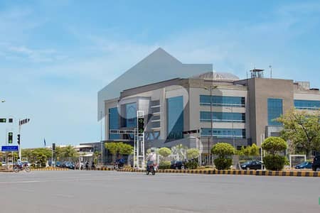 1 KANAL CORNER PLOT AT IDEAL LOCATION DHA PHASE 6 BLOCK F (1 KANAL PLUS)