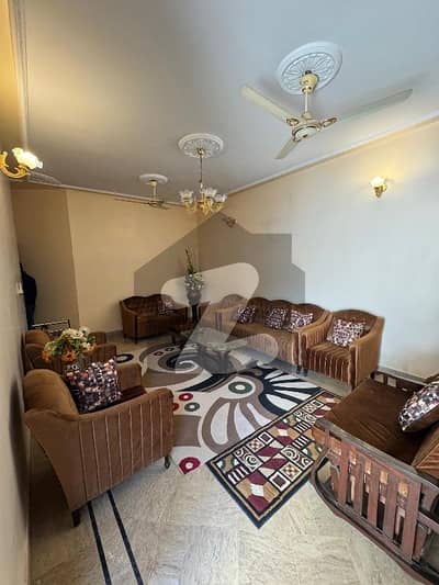 گلستانِِ جوہر ۔ بلاک 13 گلستانِ جوہر,کراچی میں 5 کمروں کا 12 مرلہ مکان 5.5 کروڑ میں برائے فروخت۔