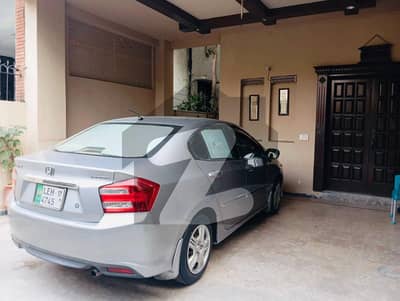 10MARLA BEAUTIFUL HOUSE FOR RENT IN DHA PHASE 4. 10MARLA BEAUTIFUL HOUSE FOR RENT IN DHA PHASE 4.