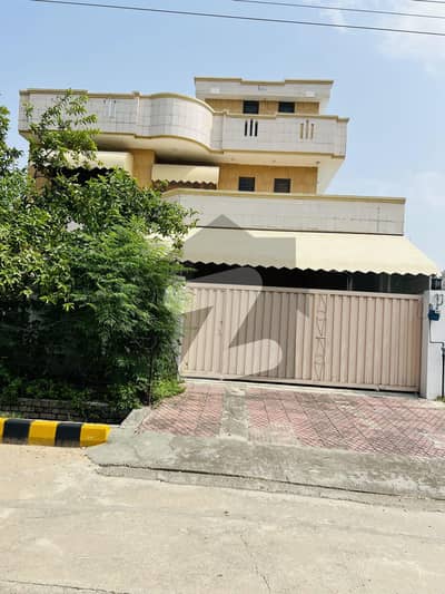 House For Sale Size (36*75)10 Marla Block E House For Sale Size (36*75)10 Marla Block E