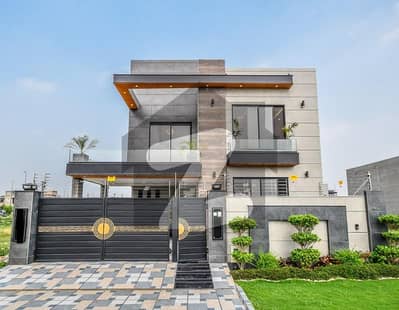 ڈی ایچ اے 9 ٹاؤن ڈیفنس (ڈی ایچ اے),لاہور میں 4 کمروں کا 10 مرلہ مکان 4.65 کروڑ میں برائے فروخت۔ ڈی ایچ اے 9 ٹاؤن ڈیفنس (ڈی ایچ اے),لاہور میں 4 کمروں کا 10 مرلہ مکان 4.65 کروڑ میں برائے فروخت۔