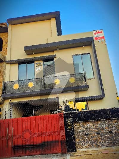 یونیورسٹی ٹاؤن اسلام آباد میں 5 کمروں کا 5 مرلہ مکان 64.0 ہزار میں کرایہ پر دستیاب ہے۔