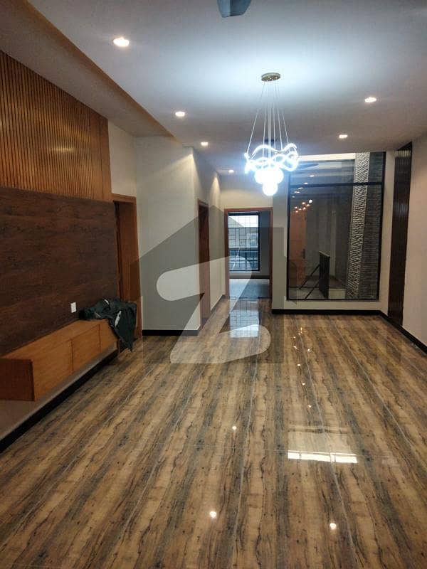 GULBERG RESIDENCIA 10 Marla HOUSE WITH SOLAR GULBERG RESIDENCIA 10 Marla HOUSE WITH SOLAR