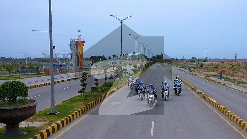 2 Kanal Prism plot available for sale