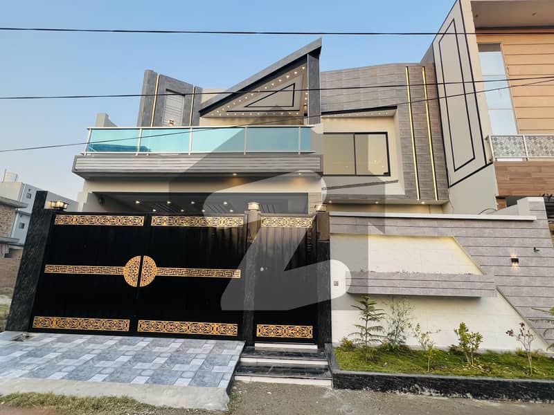 10 Marla House For Sale.