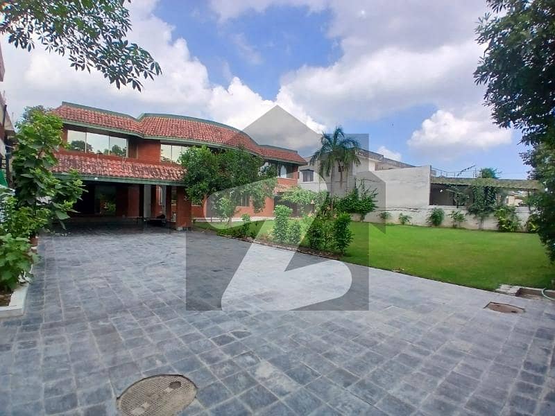 ڈی ایچ اے فیز 2 ڈیفنس (ڈی ایچ اے),لاہور میں 6 کمروں کا 2 کنال مکان 5.75 لاکھ میں کرایہ پر دستیاب ہے۔ ڈی ایچ اے فیز 2 ڈیفنس (ڈی ایچ اے),لاہور میں 6 کمروں کا 2 کنال مکان 5.75 لاکھ میں کرایہ پر دستیاب ہے۔