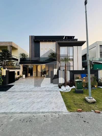 ڈی ایچ اے فیز 6 - بلاک این فیز 6,ڈیفنس (ڈی ایچ اے),لاہور میں 5 کمروں کا 1 کنال مکان 9.0 کروڑ میں برائے فروخت۔