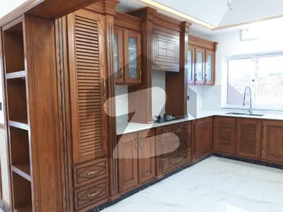 10 Marla USED Designer House Is Available For Sale In Bahria Town Phase 8 Rawalpindi 10 Marla USED Designer House Is Available For Sale In Bahria Town Phase 8 Rawalpindi