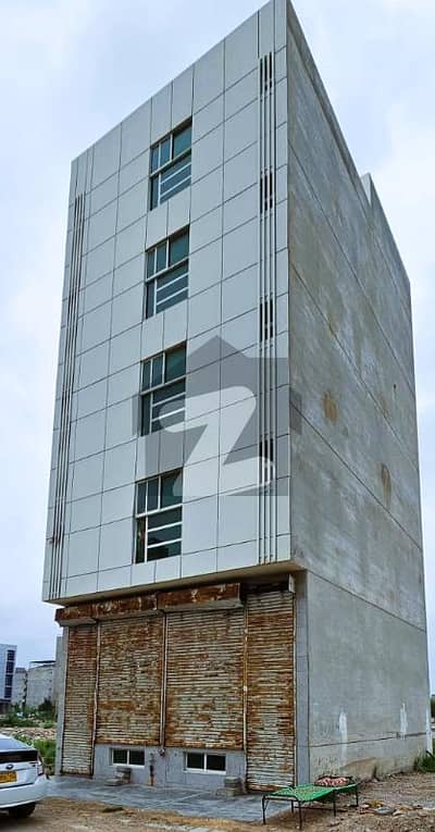 Khalid Commercial 100 Square Yards Brand New Building Basement Ground plus Four Electricity Gas Near D. H. A Suffa University for Sale