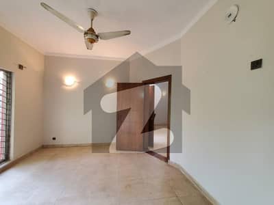 بحریہ ٹاؤن فیز 8 ۔ عوامی ولاز 5 بحریہ ٹاؤن فیز 8,بحریہ ٹاؤن راولپنڈی,راولپنڈی میں 2 کمروں کا 3 مرلہ مکان 55.0 لاکھ میں برائے فروخت۔ بحریہ ٹاؤن فیز 8 ۔ عوامی ولاز 5 بحریہ ٹاؤن فیز 8,بحریہ ٹاؤن راولپنڈی,راولپنڈی میں 2 کمروں کا 3 مرلہ مکان 55.0 لاکھ میں برائے فروخت۔