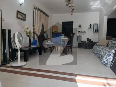 DEFENCE 300 YARDS BUNGALOW FOR RENT