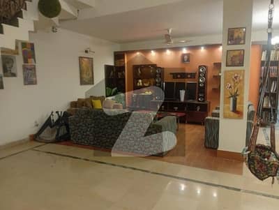 ای ۔ 11 اسلام آباد میں 1 کمرے کا 10 مرلہ زیریں پورشن 70.0 ہزار میں کرایہ پر دستیاب ہے۔ ای ۔ 11 اسلام آباد میں 1 کمرے کا 10 مرلہ زیریں پورشن 70.0 ہزار میں کرایہ پر دستیاب ہے۔